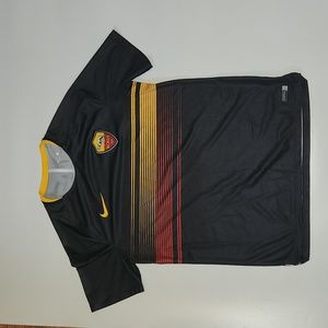 Pre owned Nike Roma soccer jersey sz Large